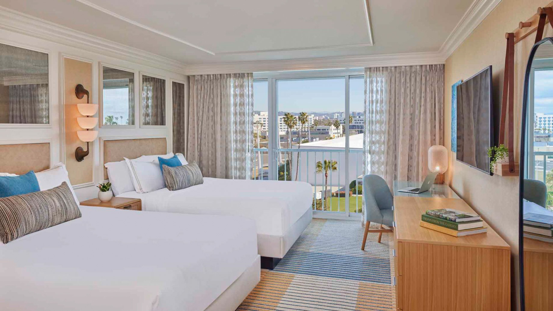 Viceroy Santa Monica Hotel – Santa Monica, CA, USA – Pool View Two Queens Room