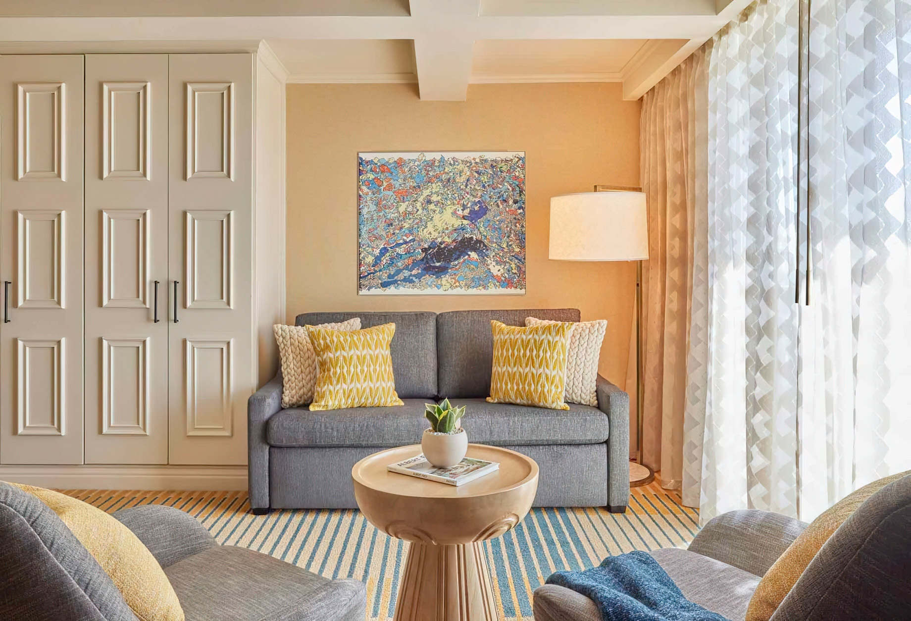 Viceroy Santa Monica Hotel – Santa Monica, CA, USA – Canary Partial Ocean View King Room Decor