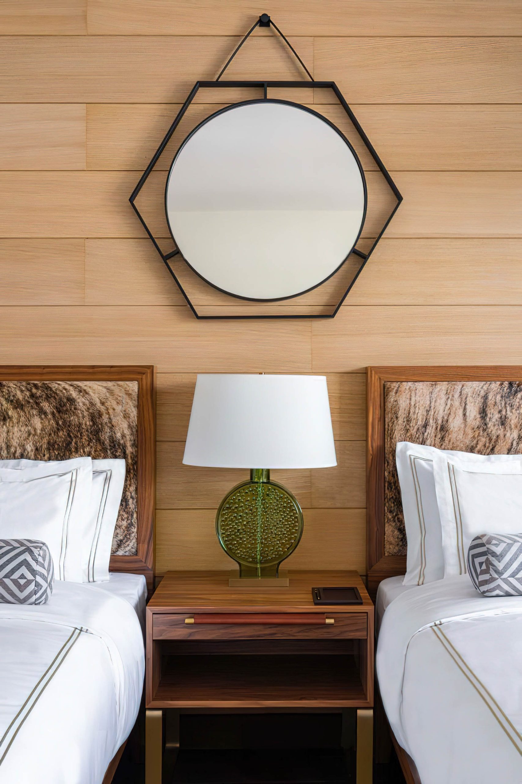 Viceroy Kopaonik Serbia Mountain Resort – Kopaonik, Serbia – Double Queen Guestroom Decor