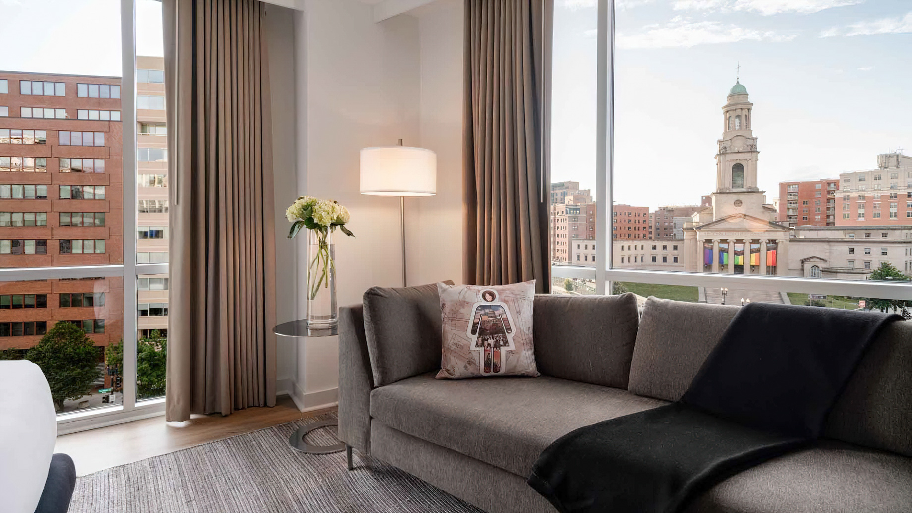 Hotel Zena, a Viceroy Urban Retreat – Washington, DC, USA – Zena Circle View Studio King Room View