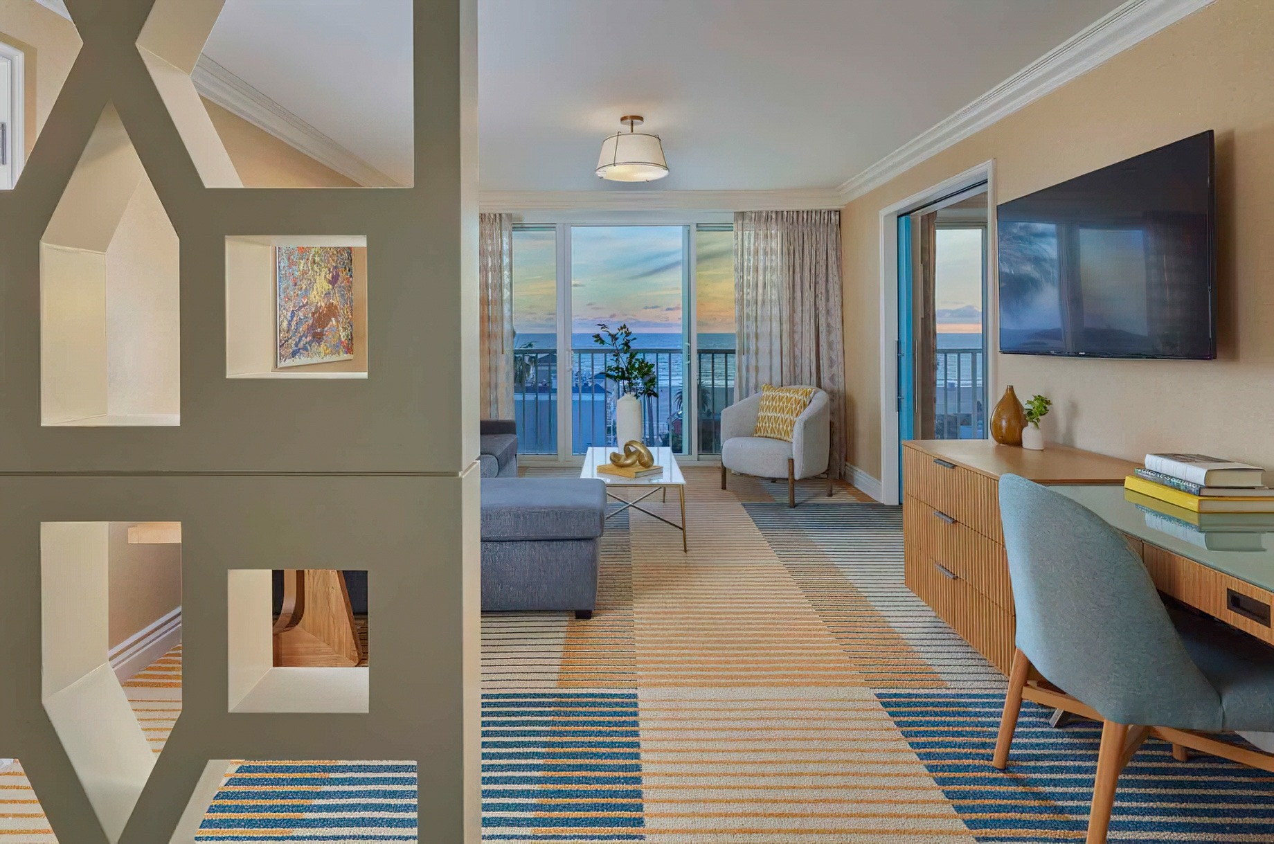 Viceroy Santa Monica Hotel – Santa Monica, CA, USA – Palmetto King Suite