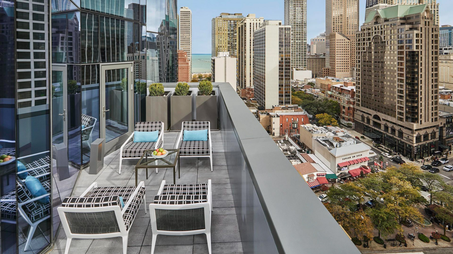 Viceroy Chicago Hotel – Chicago, IL, USA – Penthouse Suite Balcony
