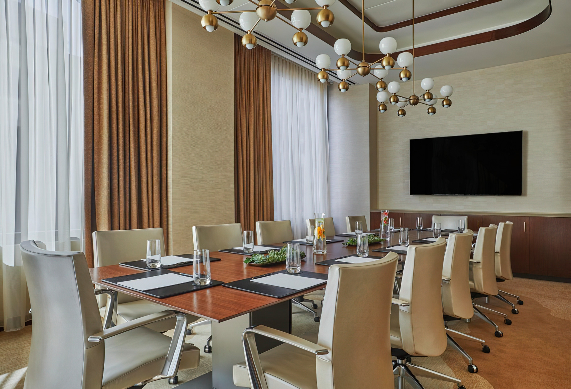 Viceroy Chicago Hotel – Chicago, IL, USA – Executive Boardroom
