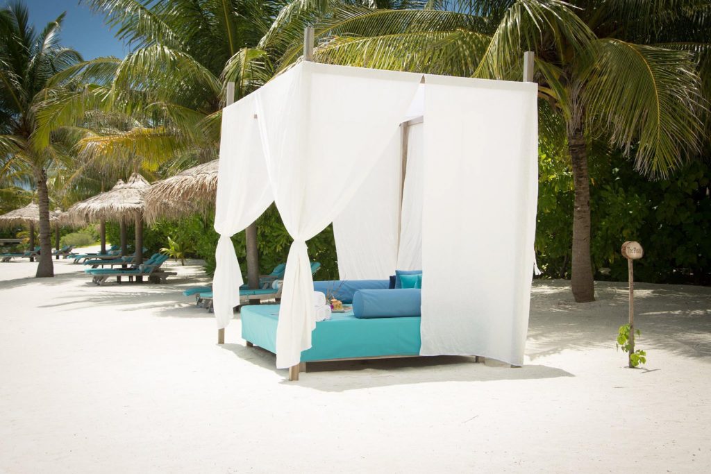 Anantara Veli Maldives Resort - South Male Atoll, Maldives - The Float Private Cabana