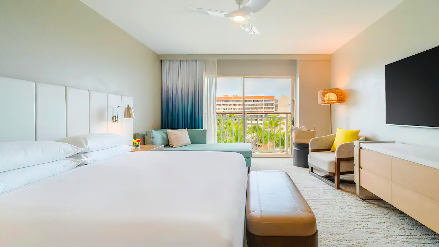 Hyatt Regency Aruba Resort & Casino – Noord, Aruba – King Bed with Garden View