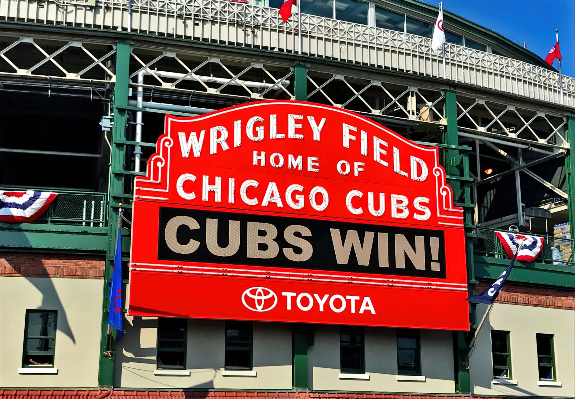 Viceroy Chicago Hotel - Chicago, IL, USA - Wrigley Field