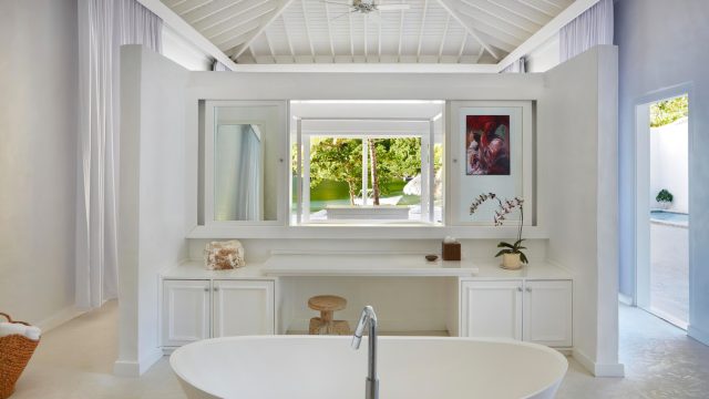 Sugar Beach, A Viceroy Resort - La Baie de Silence, Saint Lucia - Luxury Beachfront Bungalow Bathroom