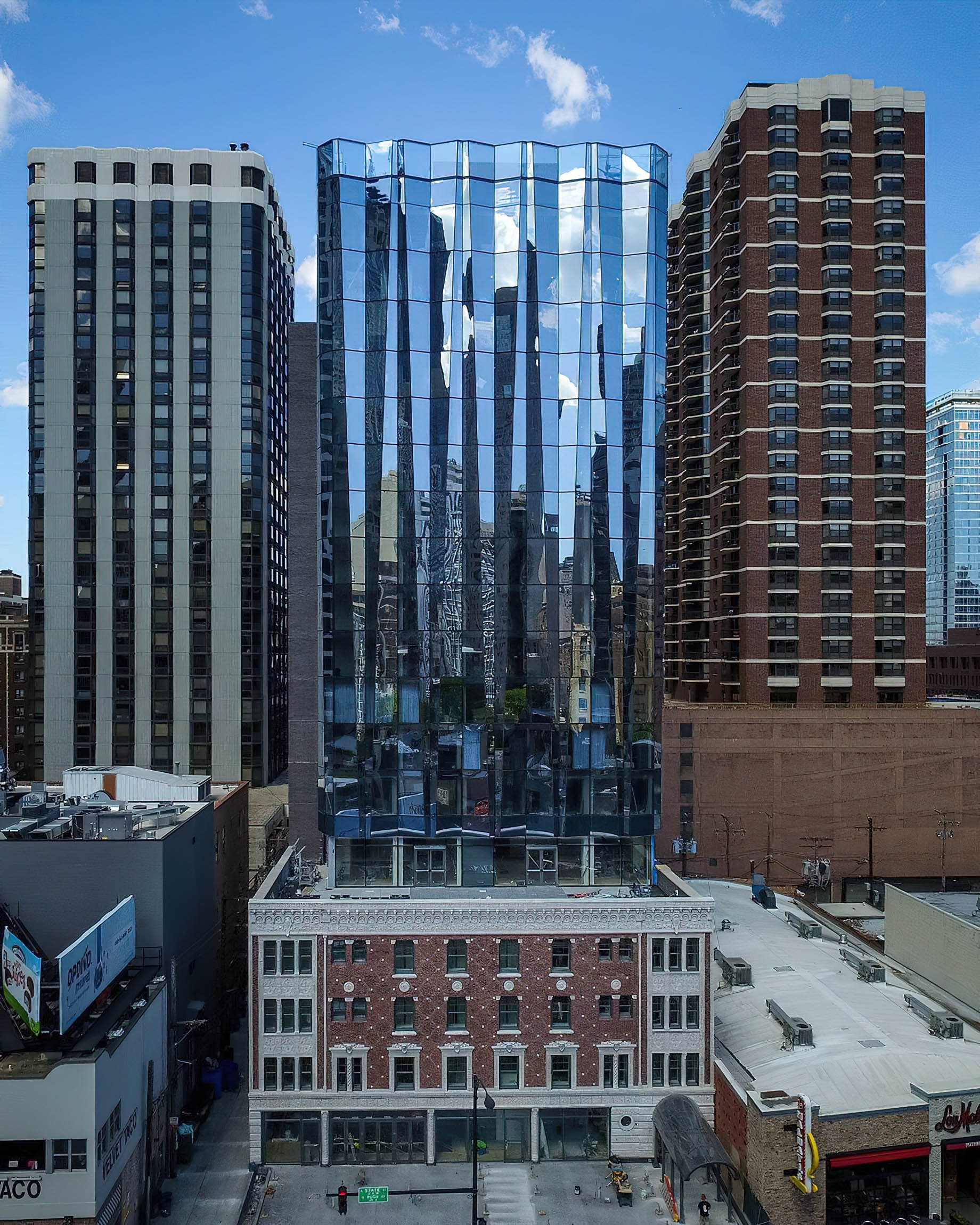 Viceroy Chicago Hotel – Chicago, IL, USA – Exterior Tower Aerial View
