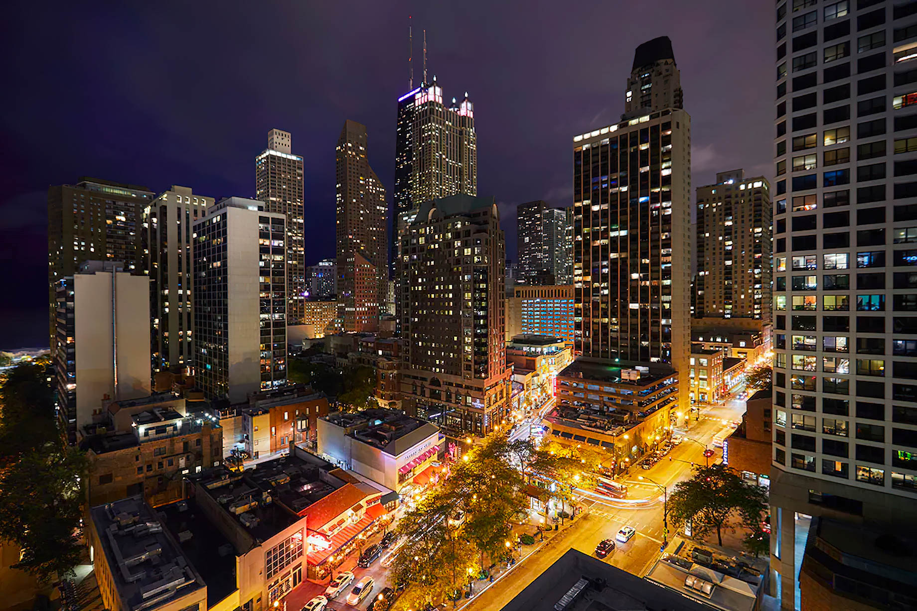 Viceroy Chicago Hotel – Chicago, IL, USA – City View Night