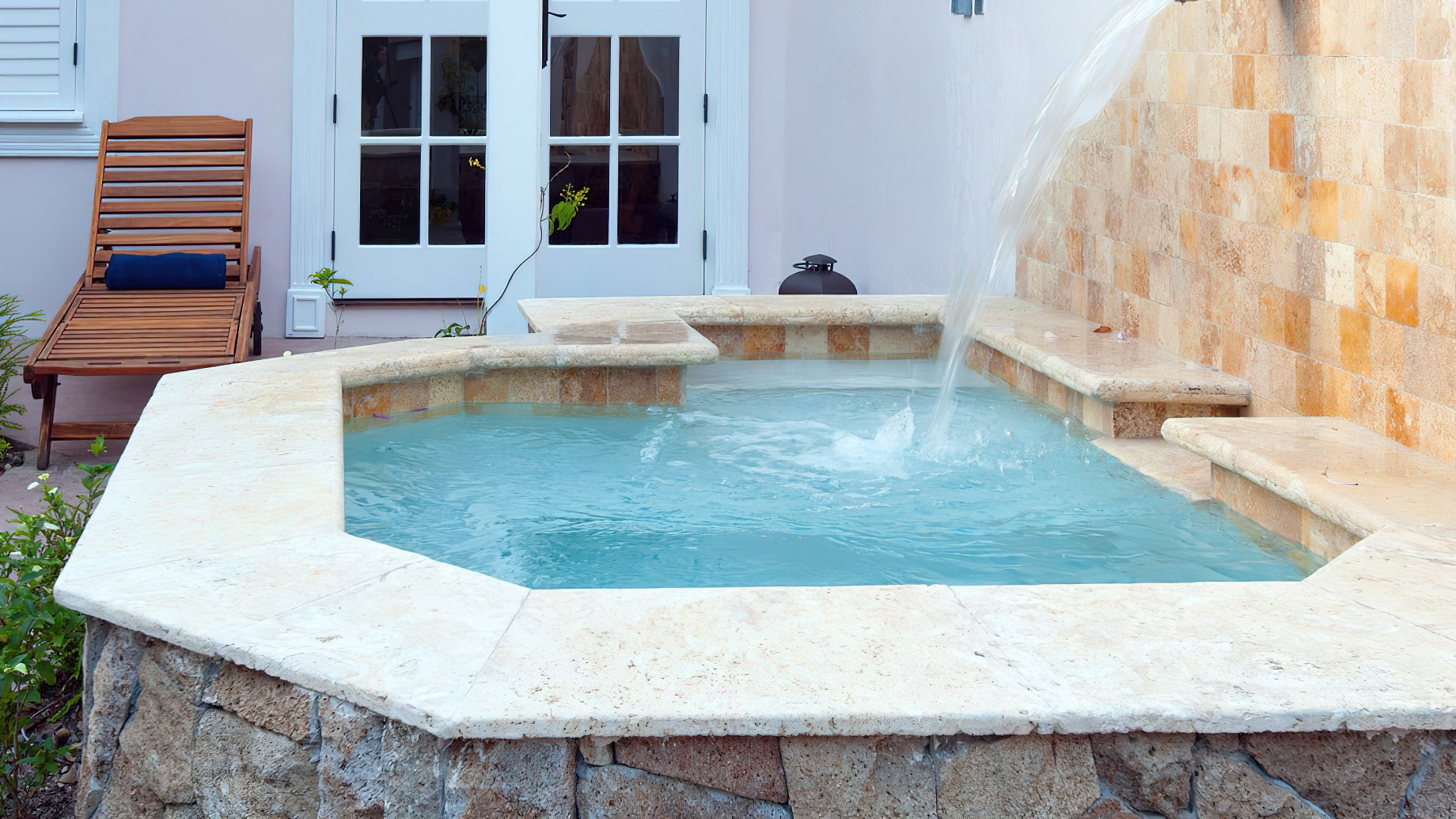 Sugar Beach, A Viceroy Resort - La Baie de Silence, Saint Lucia - Luxury Sugar Mill Room Courtyard Pool