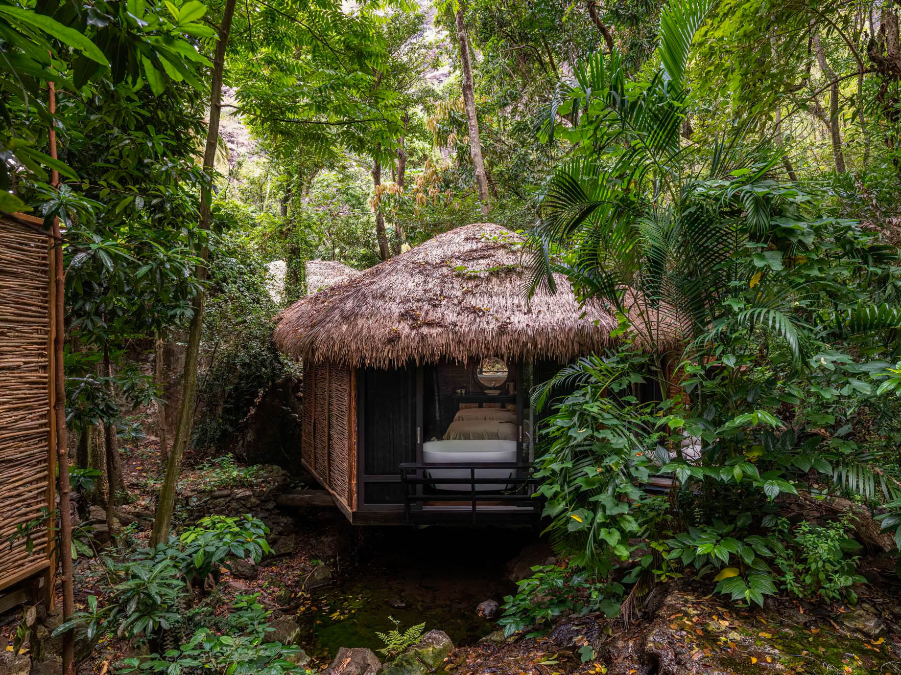 Sugar Beach, A Viceroy Resort – La Baie de Silence, Saint Lucia – The Rainforest Spa Couples Room