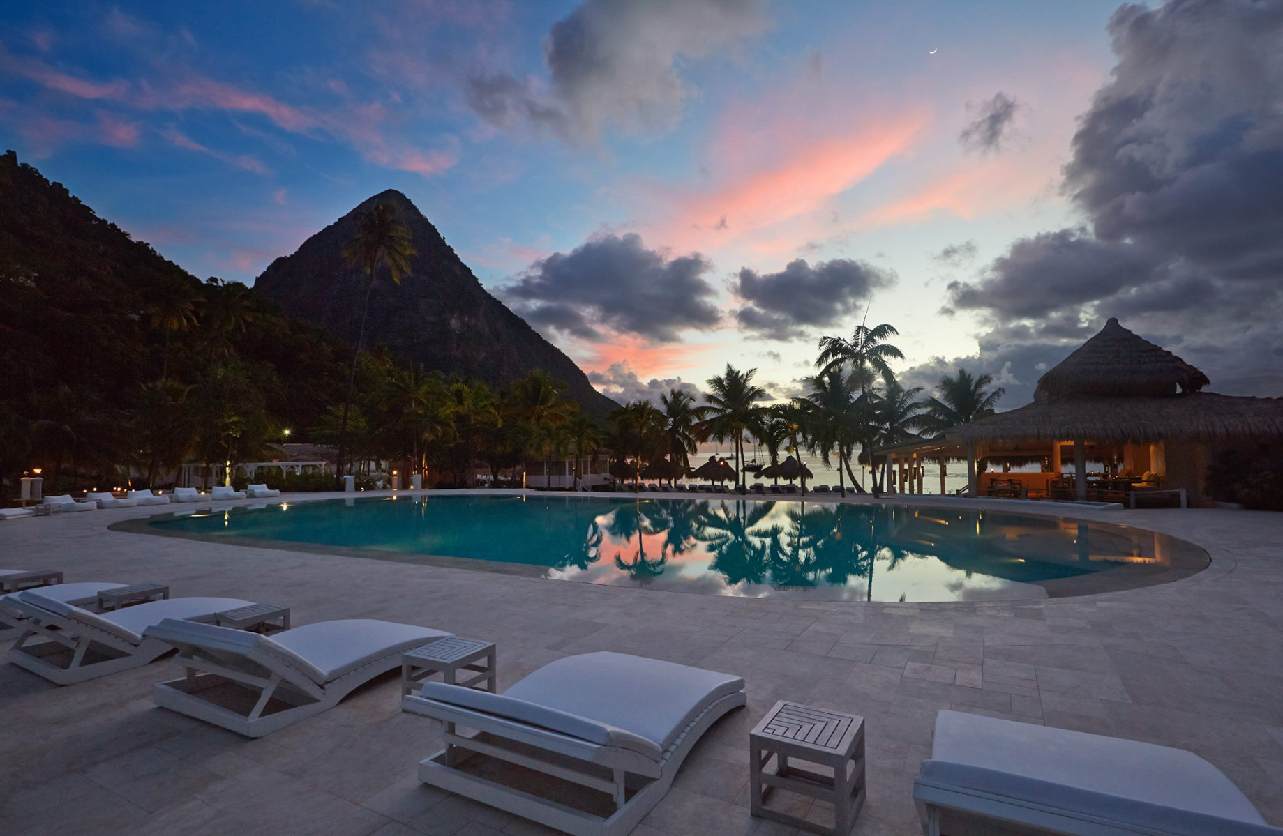 Sugar Beach, A Viceroy Resort – La Baie de Silence, Saint Lucia – Pool Ocean View Sunset