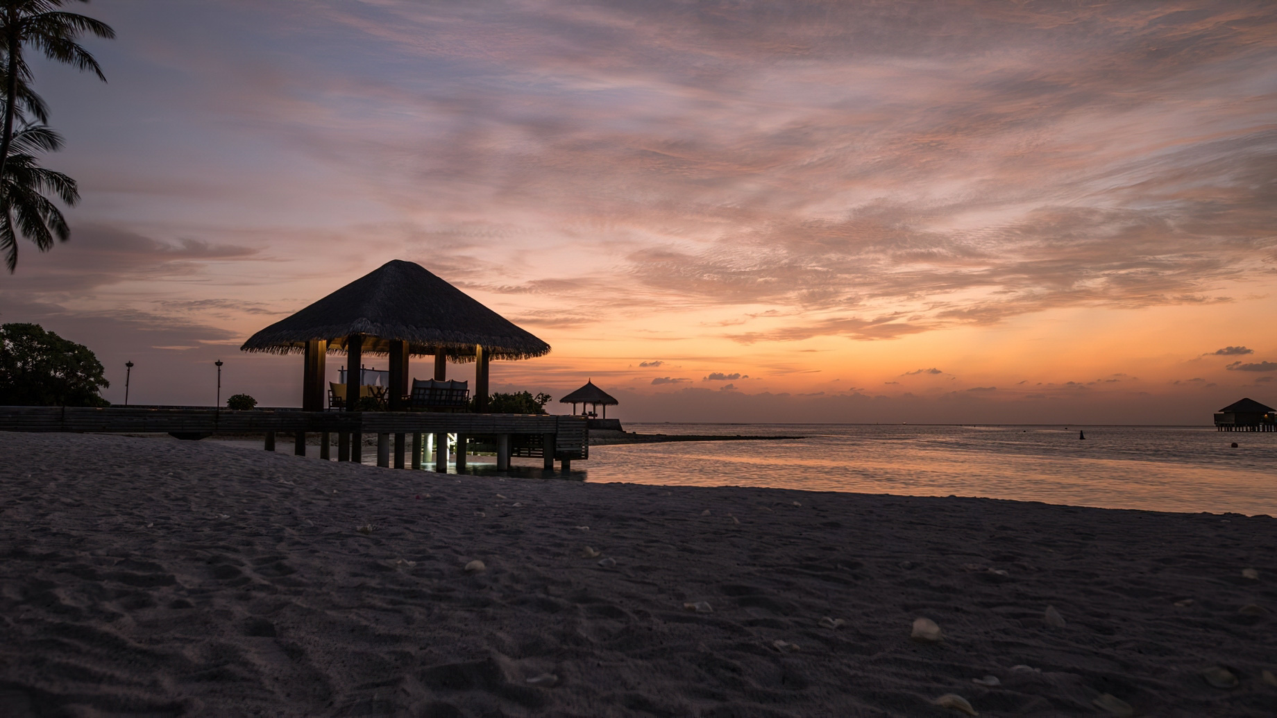 Anantara Veli Maldives Resort – South Male Atoll, Maldives – Beach Sunset