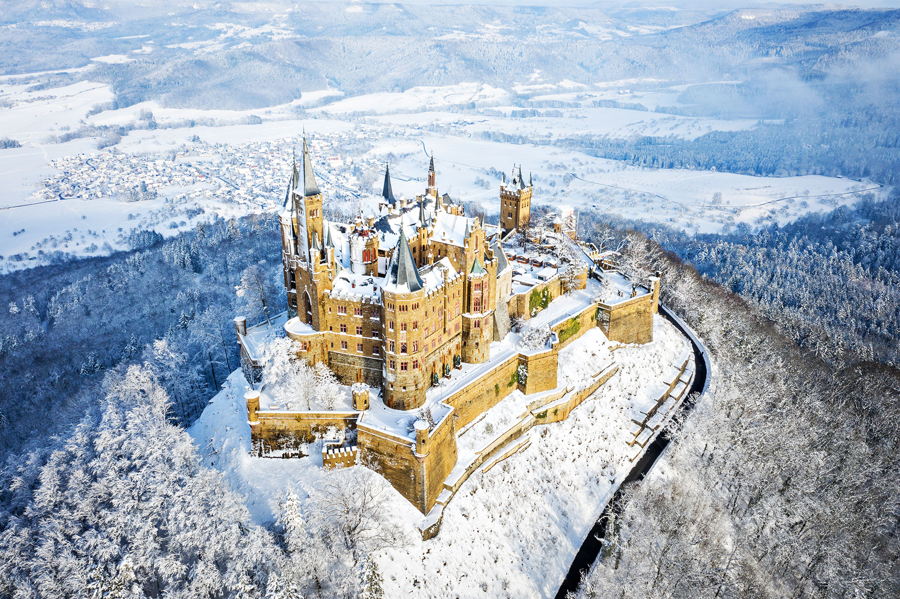 Winter Snow at Hohenzollern Castle – Bisingen, Zollernalbkreis, Baden-Württemberg, Germany