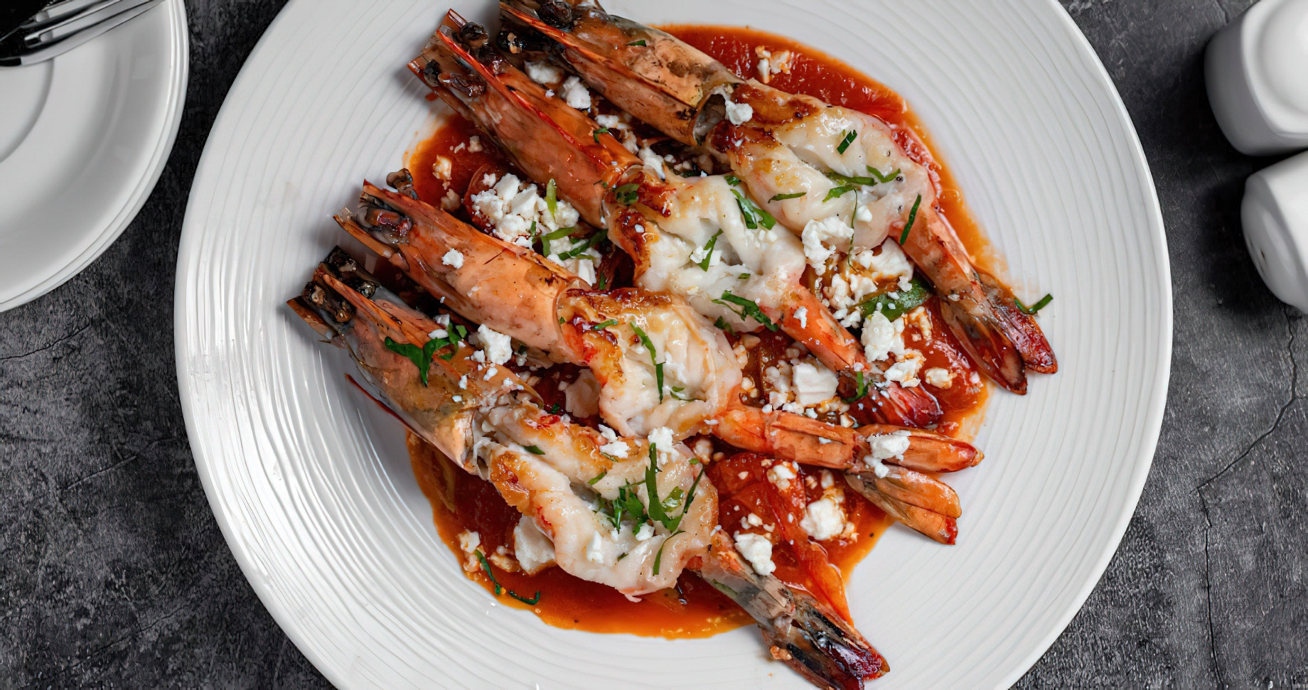 Anantara Eastern Mangroves Abu Dhabi Hotel – United Arab Emirates – The Pool Deck Gourmet Food