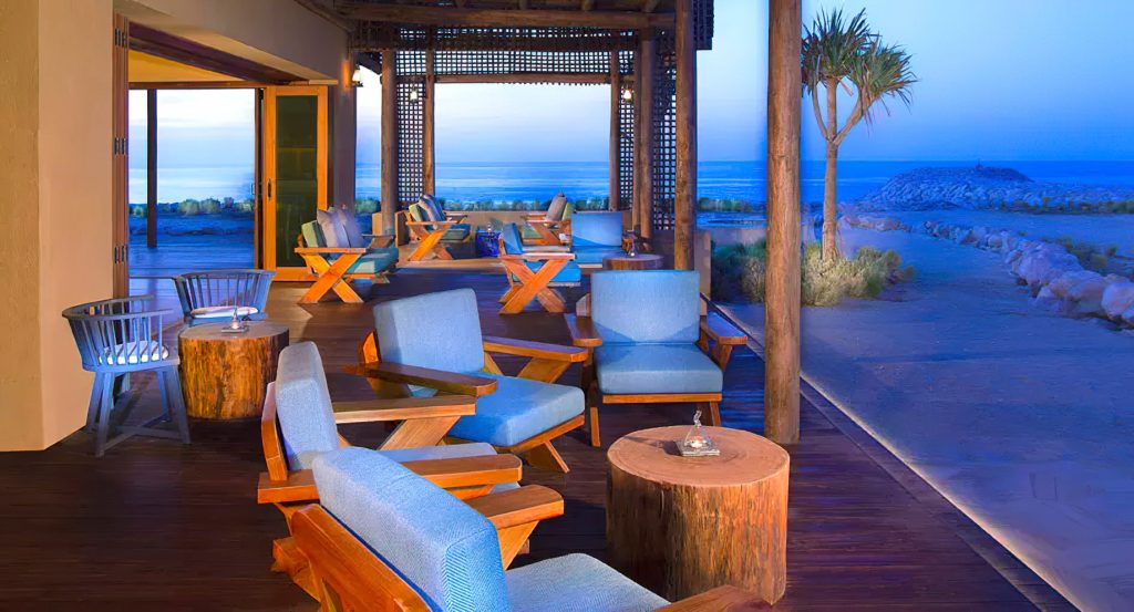 Desert Islands Resort & Spa by Anantara - Abu Dhabi - United Arab Emirates - Amwaj Restaurant Terrace