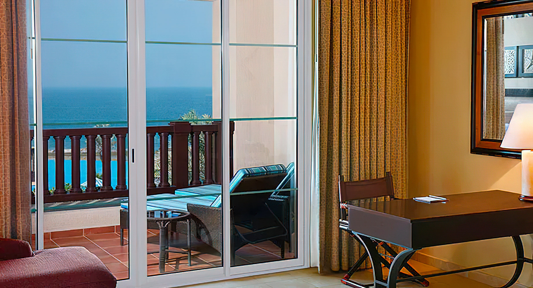 Desert Islands Resort & Spa by Anantara - Abu Dhabi - United Arab Emirates - Deluxe Sea View Room