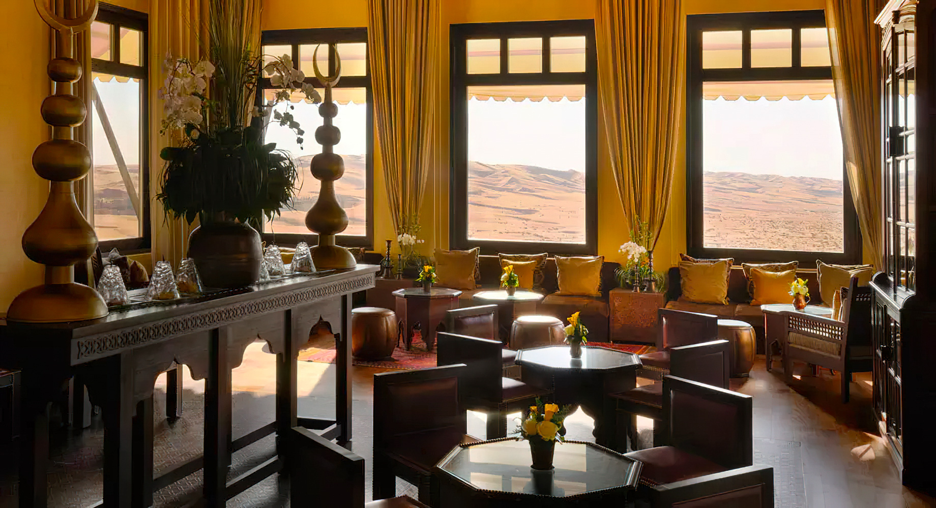 Qasr Al Sarab Desert Resort by Anantara – Abu Dhabi – United Arab Emirates – Lobby Lounge