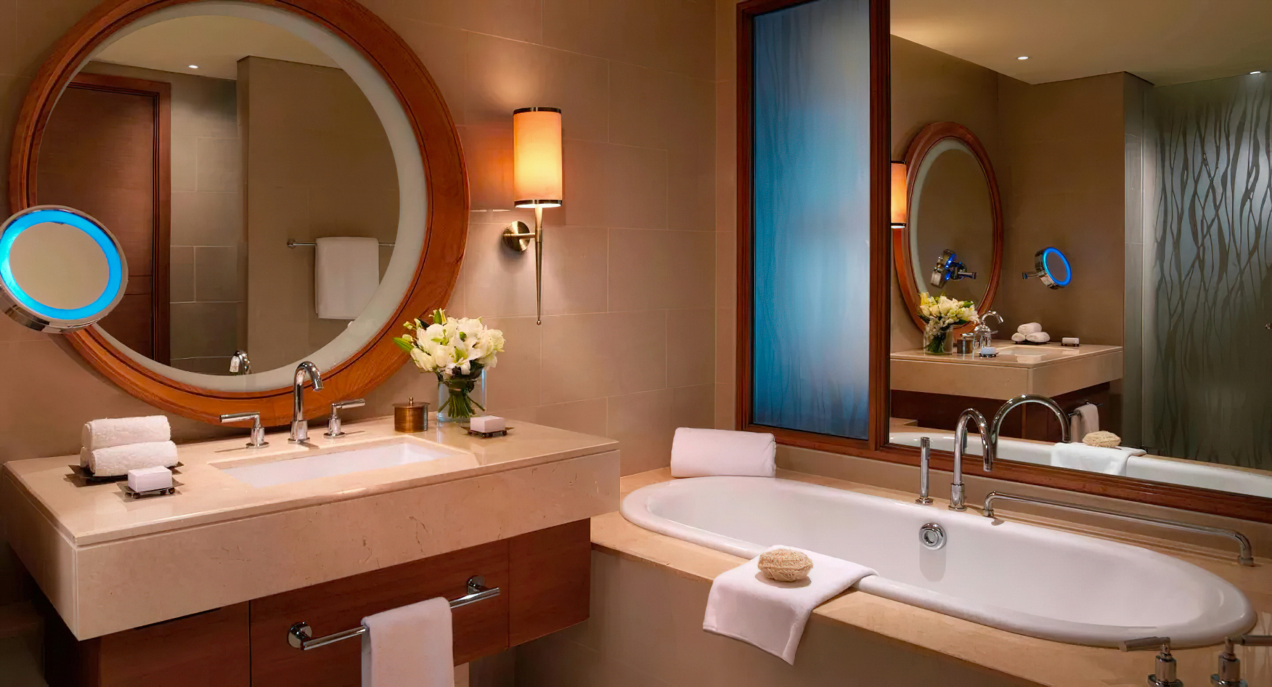Anantara Eastern Mangroves Abu Dhabi Hotel – United Arab Emirates – Deluxe Bathroom