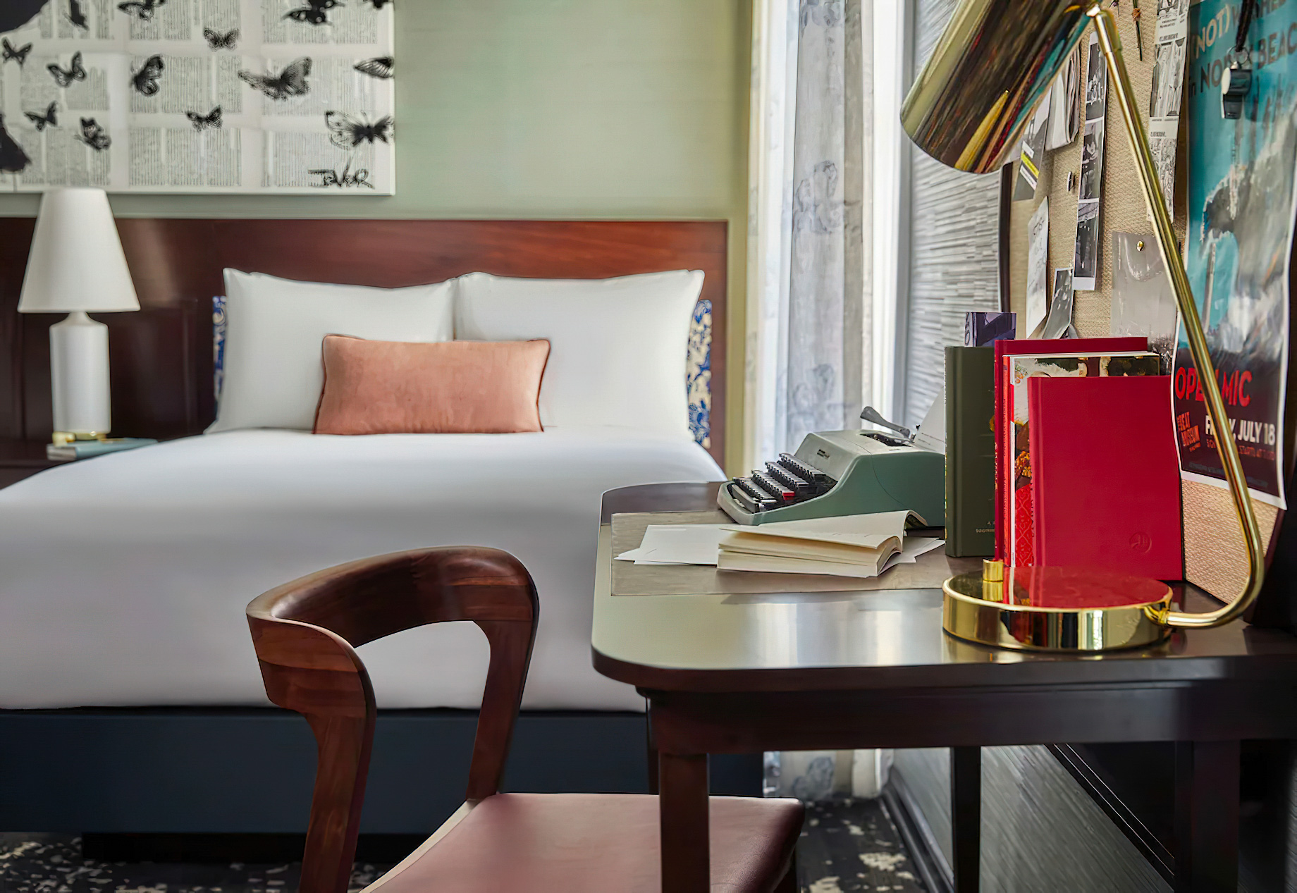 Hotel Emblem, a Viceroy Urban Retreat – San Francisco, CA, USA – Emblem Deluxe Room Desk