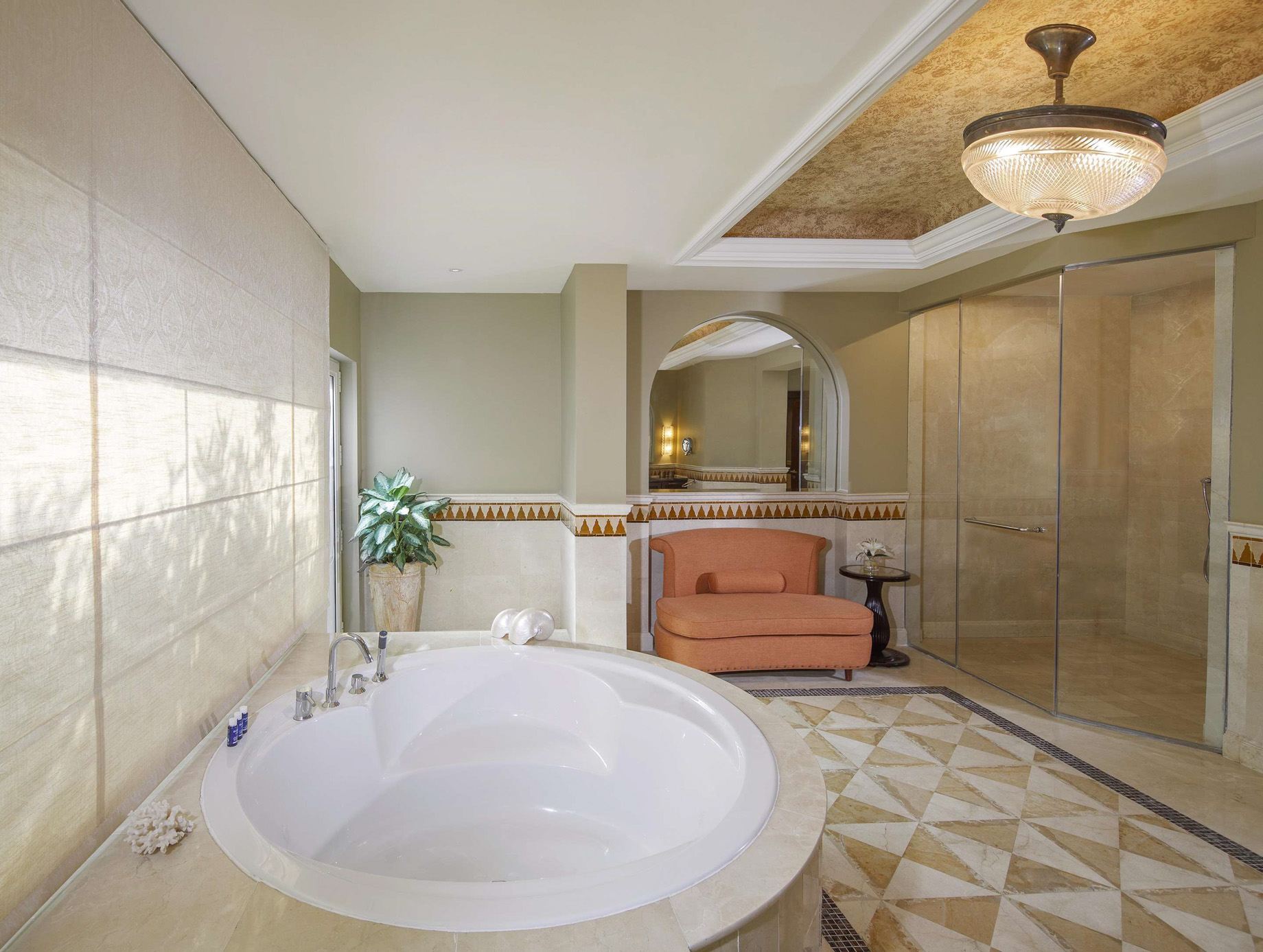 Desert Islands Resort & Spa by Anantara - Abu Dhabi - United Arab Emirates - Guest Bathroom