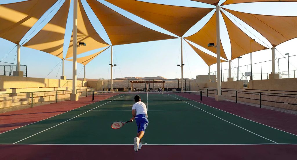Qasr Al Sarab Desert Resort by Anantara - Abu Dhabi - United Arab Emirates - Tennis Court