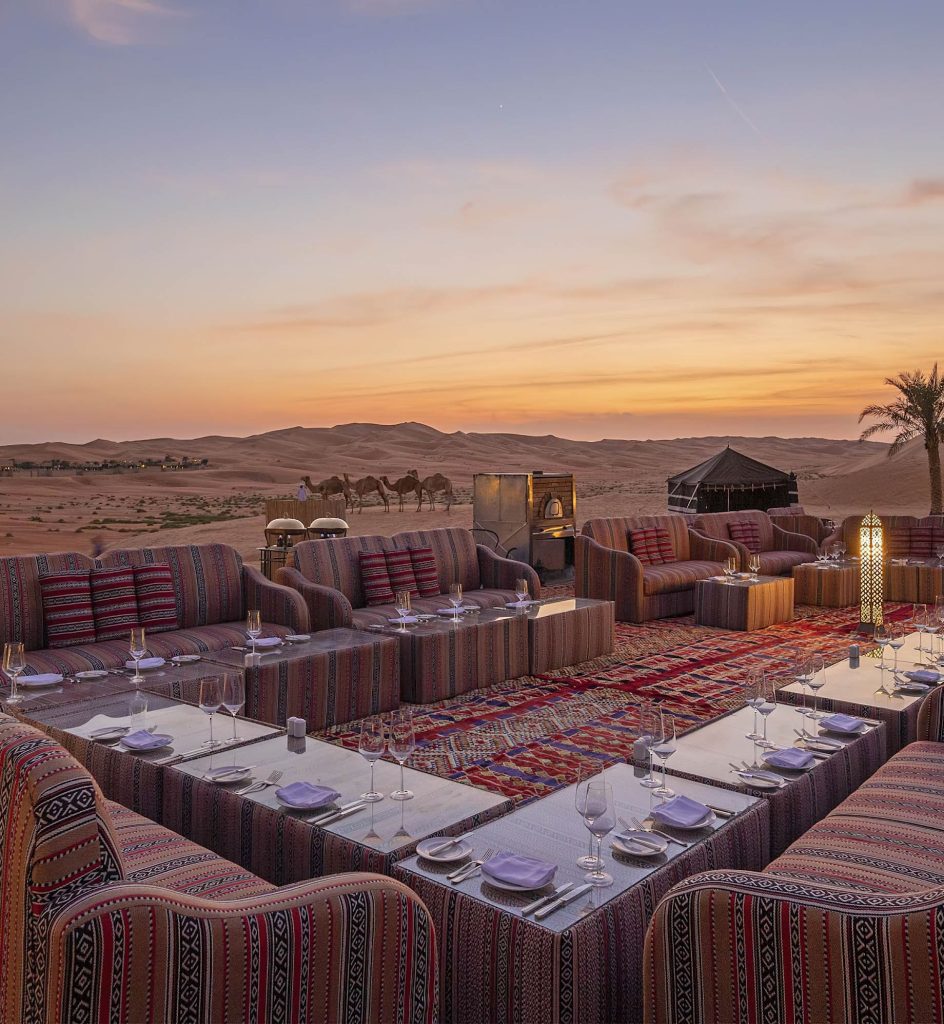 Qasr Al Sarab Desert Resort by Anantara - Abu Dhabi - United Arab Emirates - Al Falaj Desert Dinner