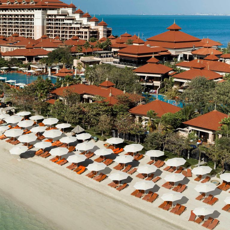 Anantara The Palm Dubai Resort – Dubai, UAE – Beach Aerial View