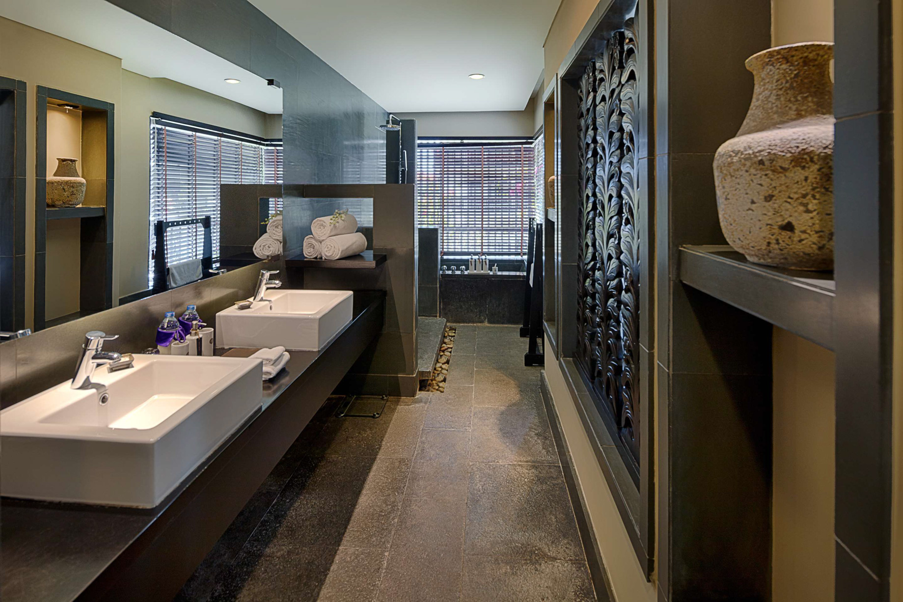 Anantara Mui Ne Resort – Phan Thiet, Vietnam – Bathroom