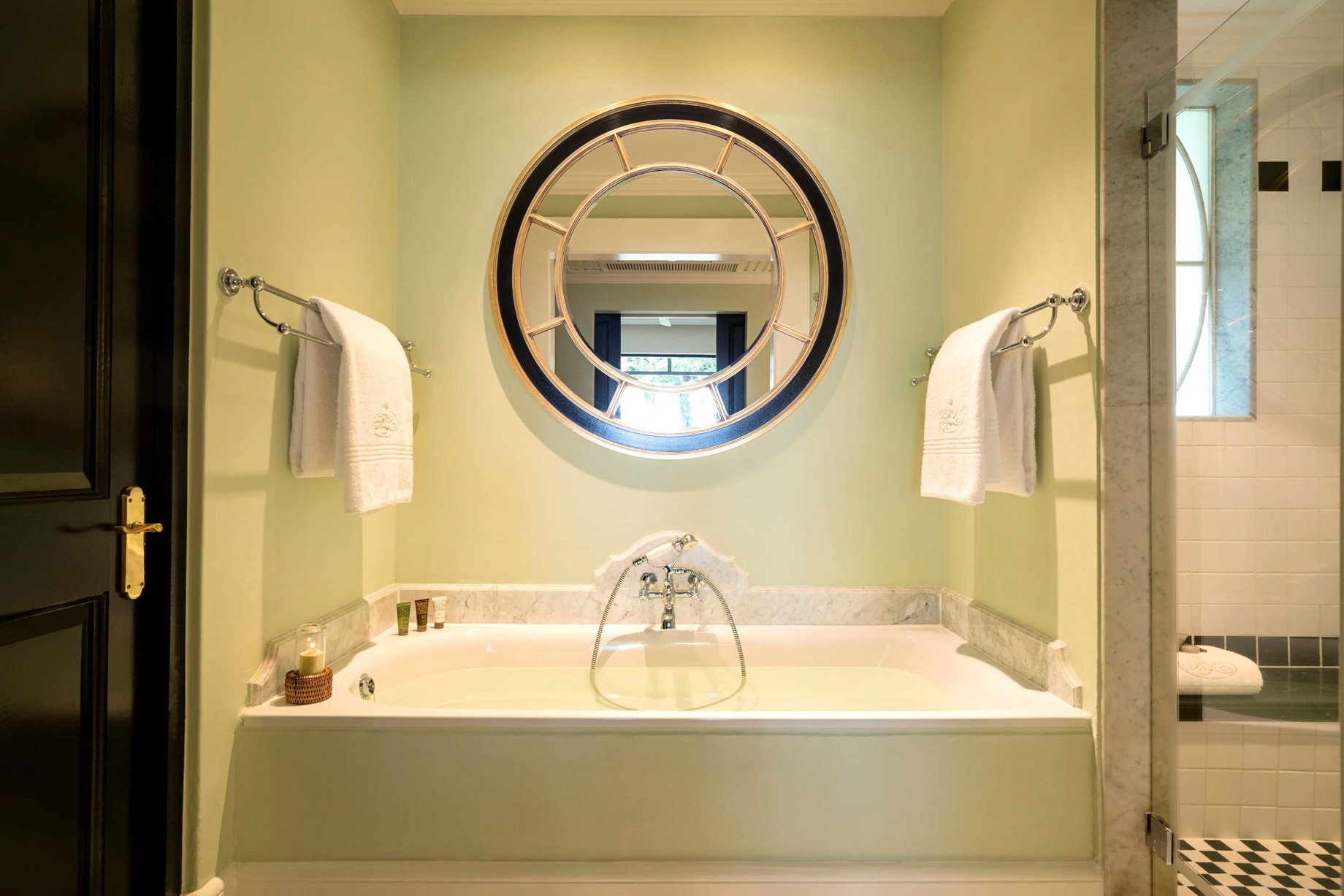 Royal Livingstone Victoria Falls Hotel by Anantara - Zambia - Bathroom