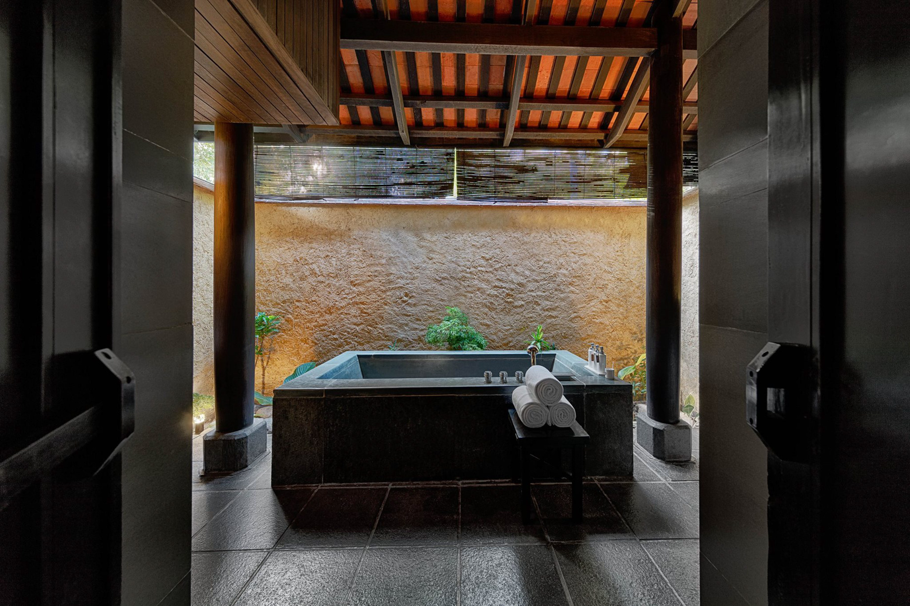 Anantara Mui Ne Resort - Phan Thiet, Vietnam - Villa Outdoor Bath