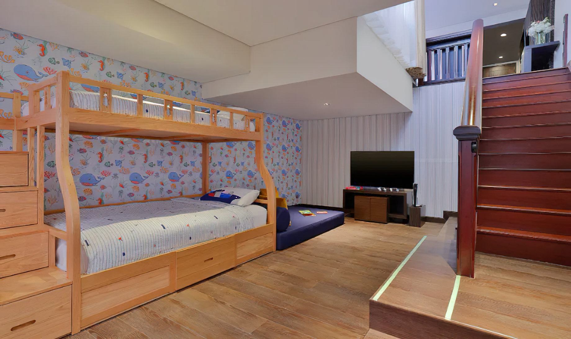 Anantara The Palm Dubai Resort - Dubai, UAE - Deluxe Family Lagoon Access Room