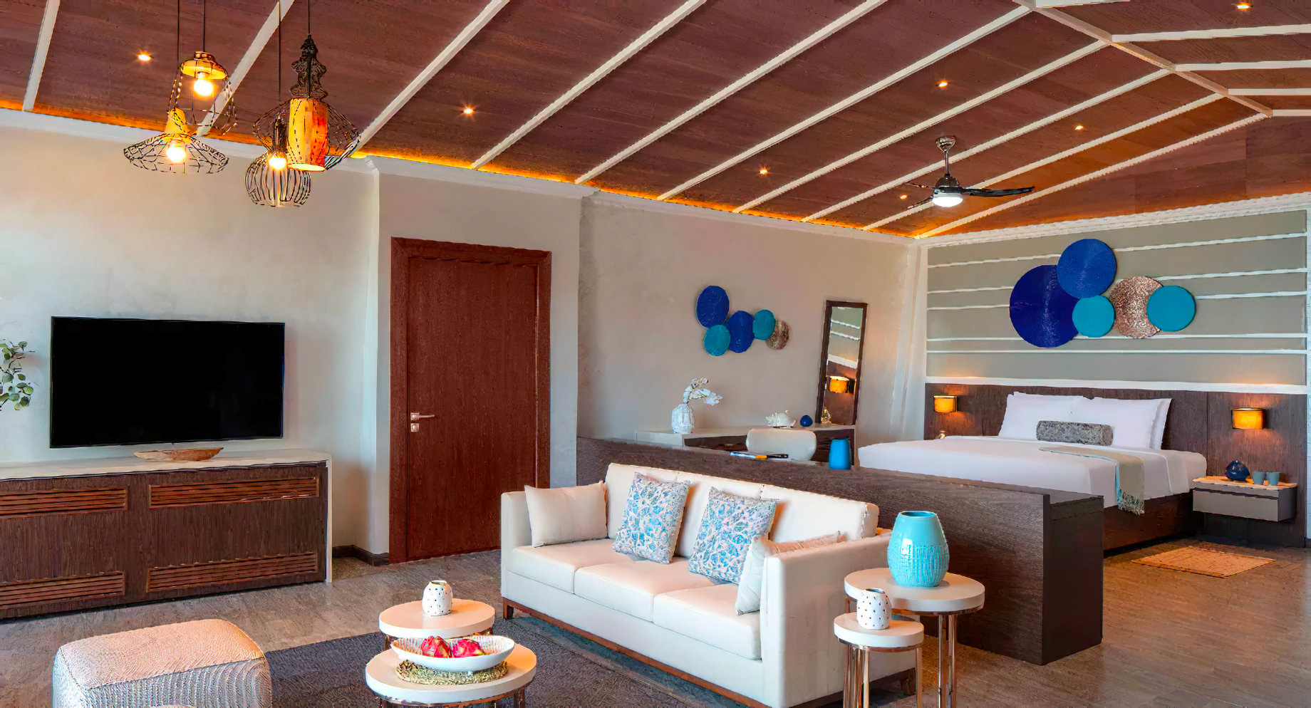 Anantara World Islands Dubai Resort - Dubai, UAE - Deluxe Beach Pool Suite