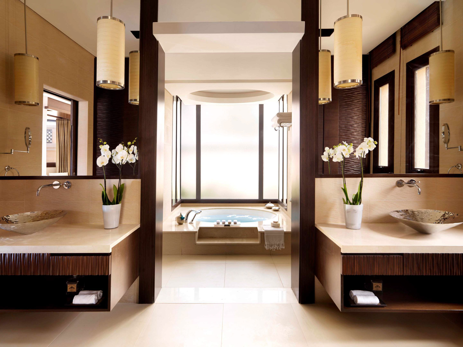Anantara The Palm Dubai Resort – Dubai, UAE – One Bedroom Beach Pool Villa Bathroom