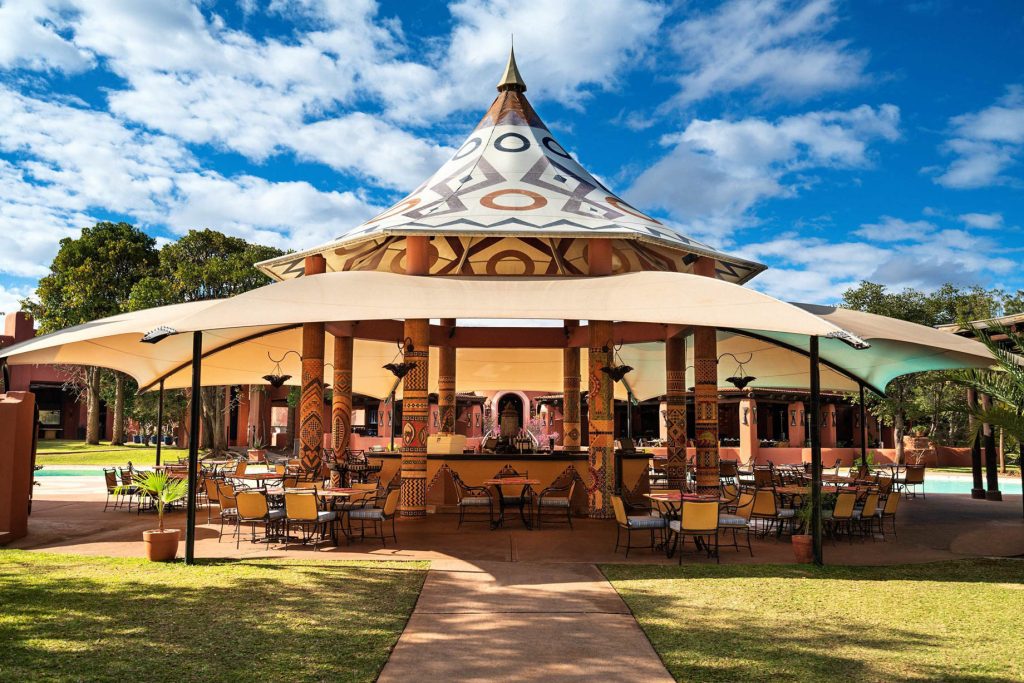 Avani Victoria Falls Resort - Livingstone, Zambia - Restaurant