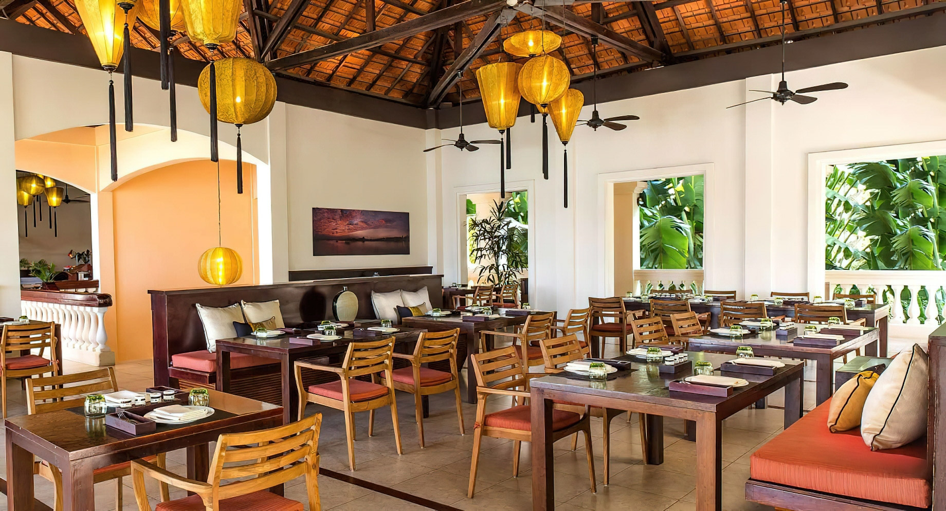 Anantara Hoi An Resort - Hoi An City, Vietnam - Lanterns Restaurant