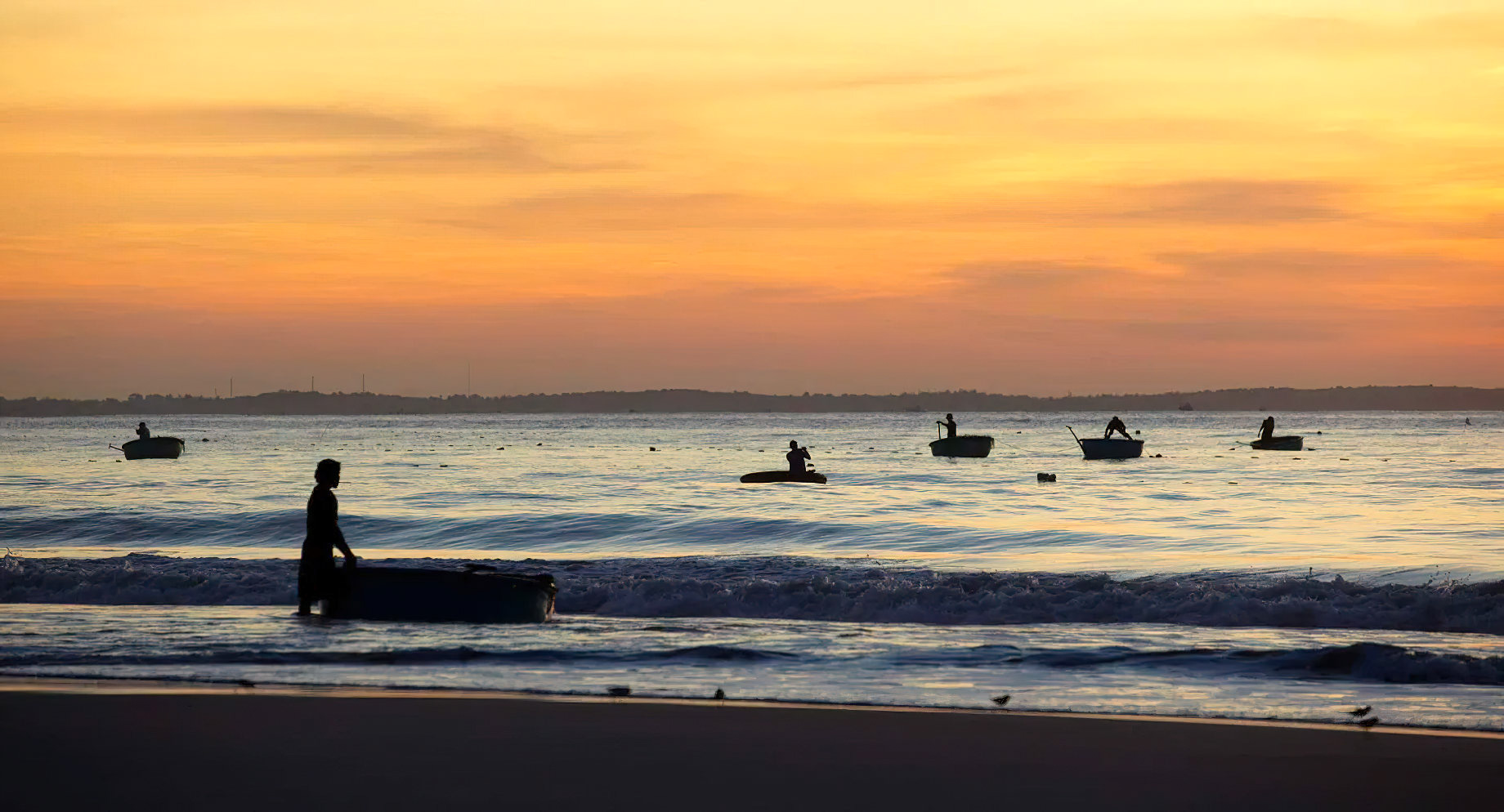 Anantara Mui Ne Resort - Phan Thiet, Vietnam - Beach View Sunset