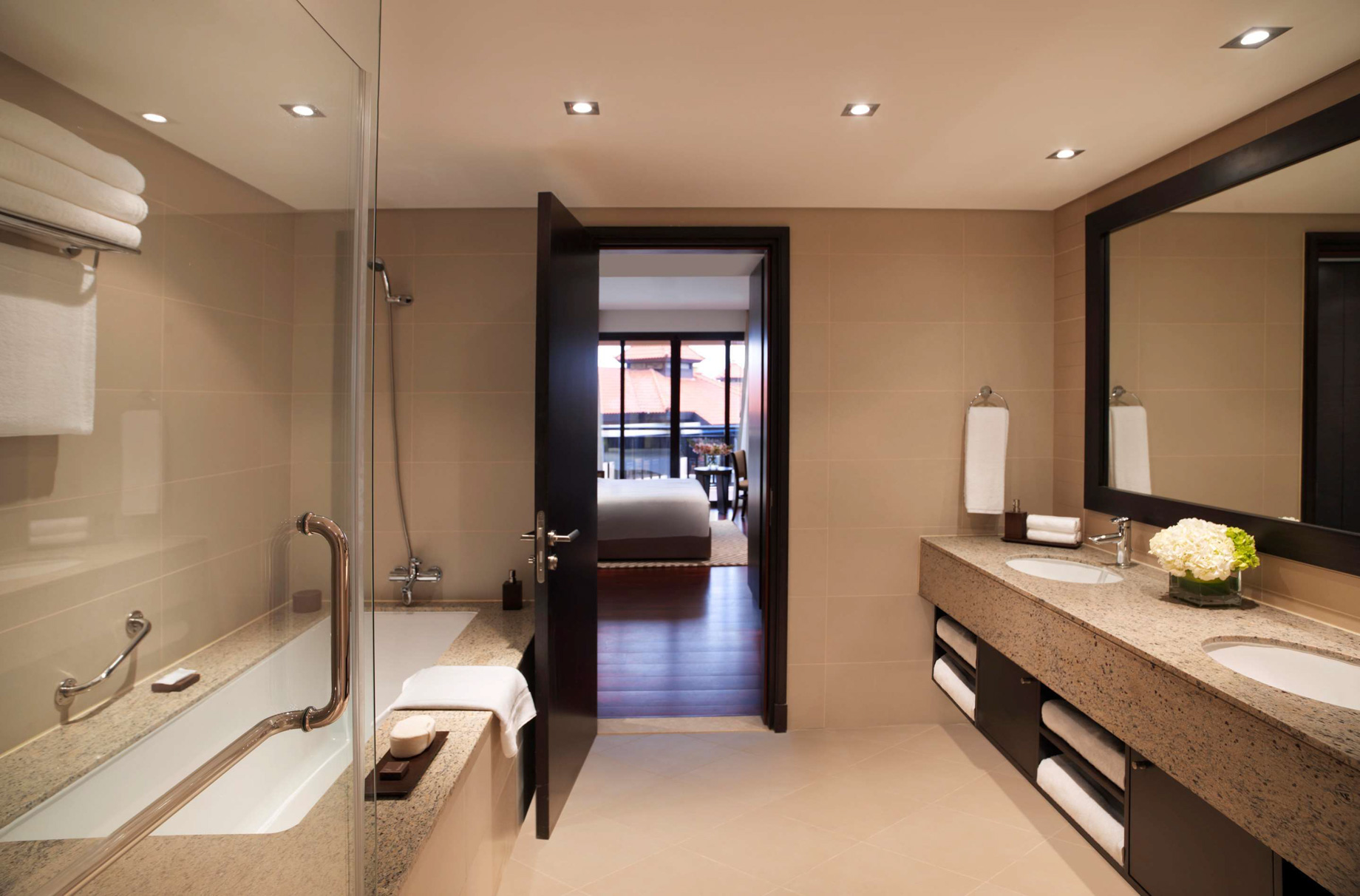 Anantara The Palm Dubai Resort – Dubai, UAE – One Bedroom Apartment Bathroom