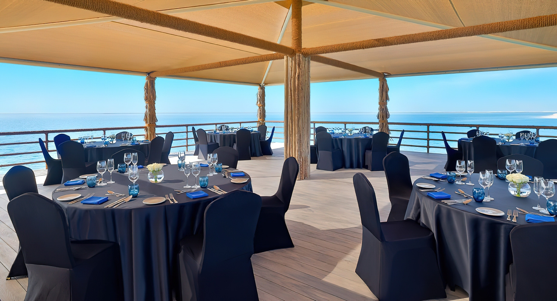 Anantara World Islands Dubai Resort - Dubai, UAE - Outdoor Meeting Room