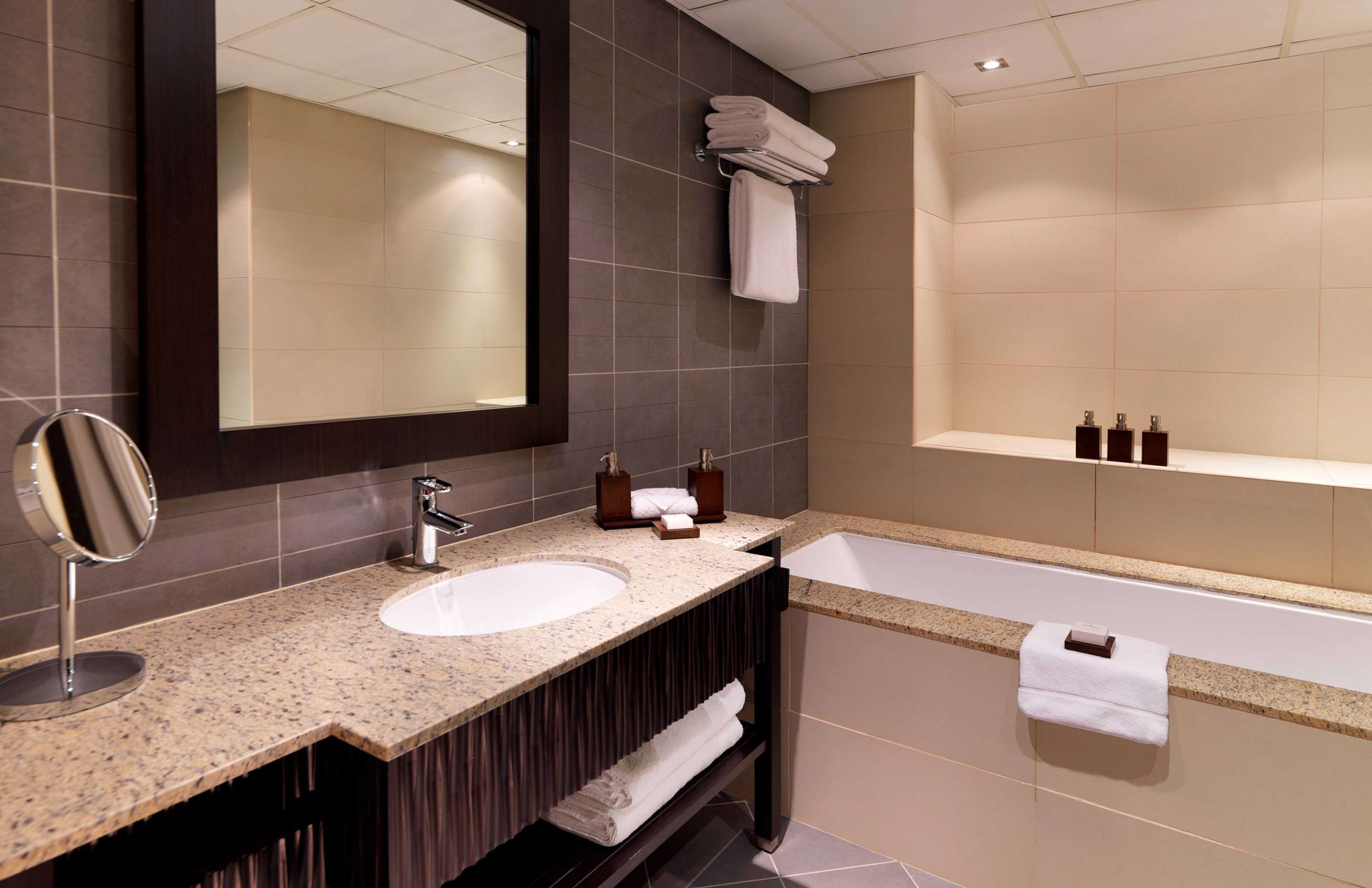 Anantara The Palm Dubai Resort – Dubai, UAE – Two Bedroom Apartment Bathroom