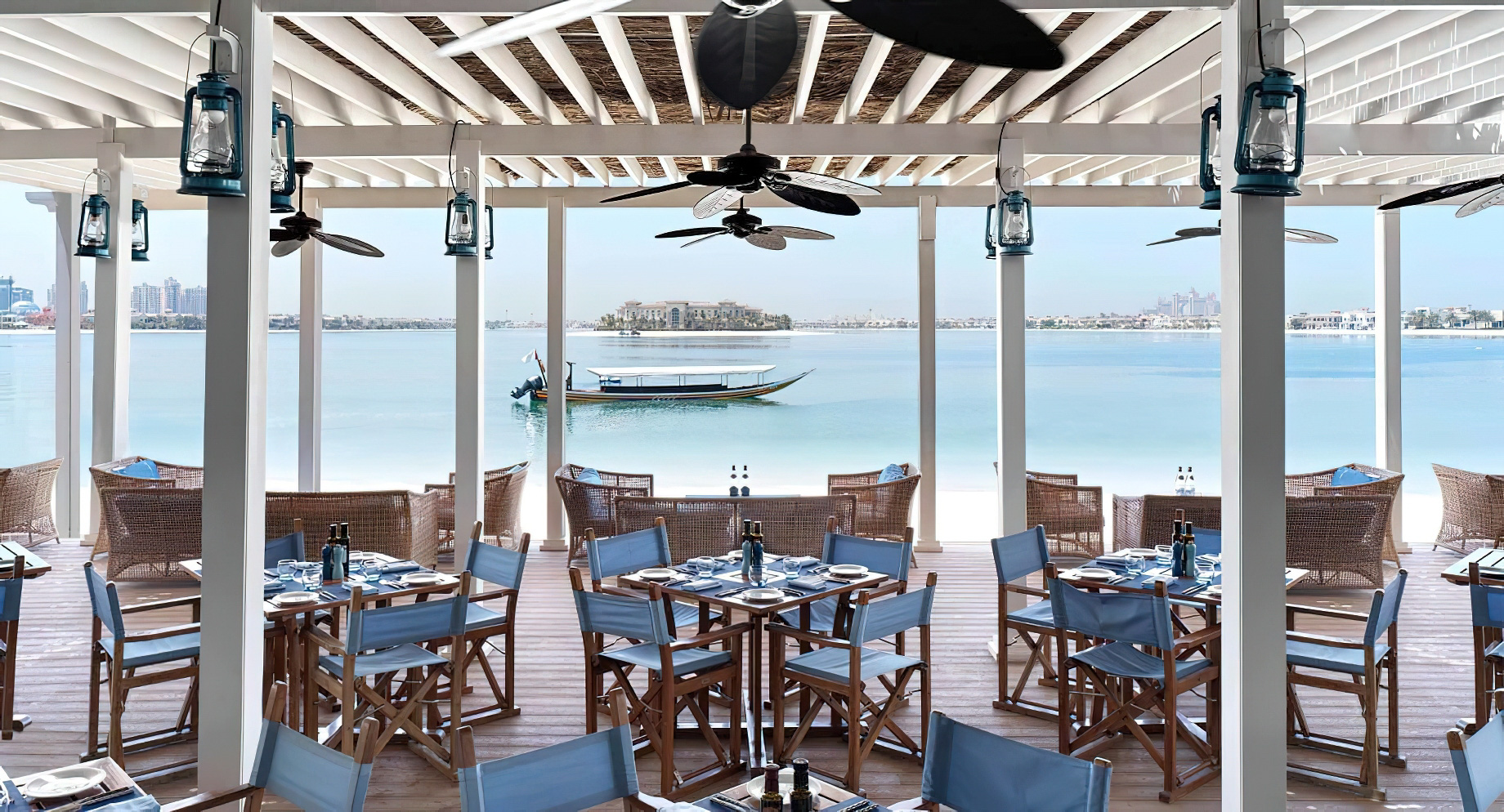 Anantara The Palm Dubai Resort - Dubai, UAE - The Beach House Restaurant