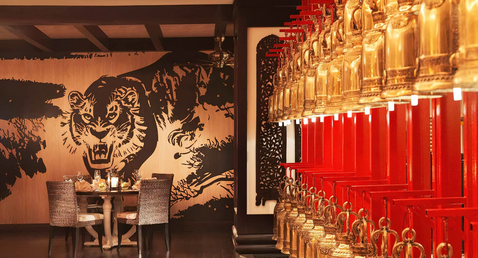 Anantara The Palm Dubai Resort - Dubai, UAE - Mekong Restaurant