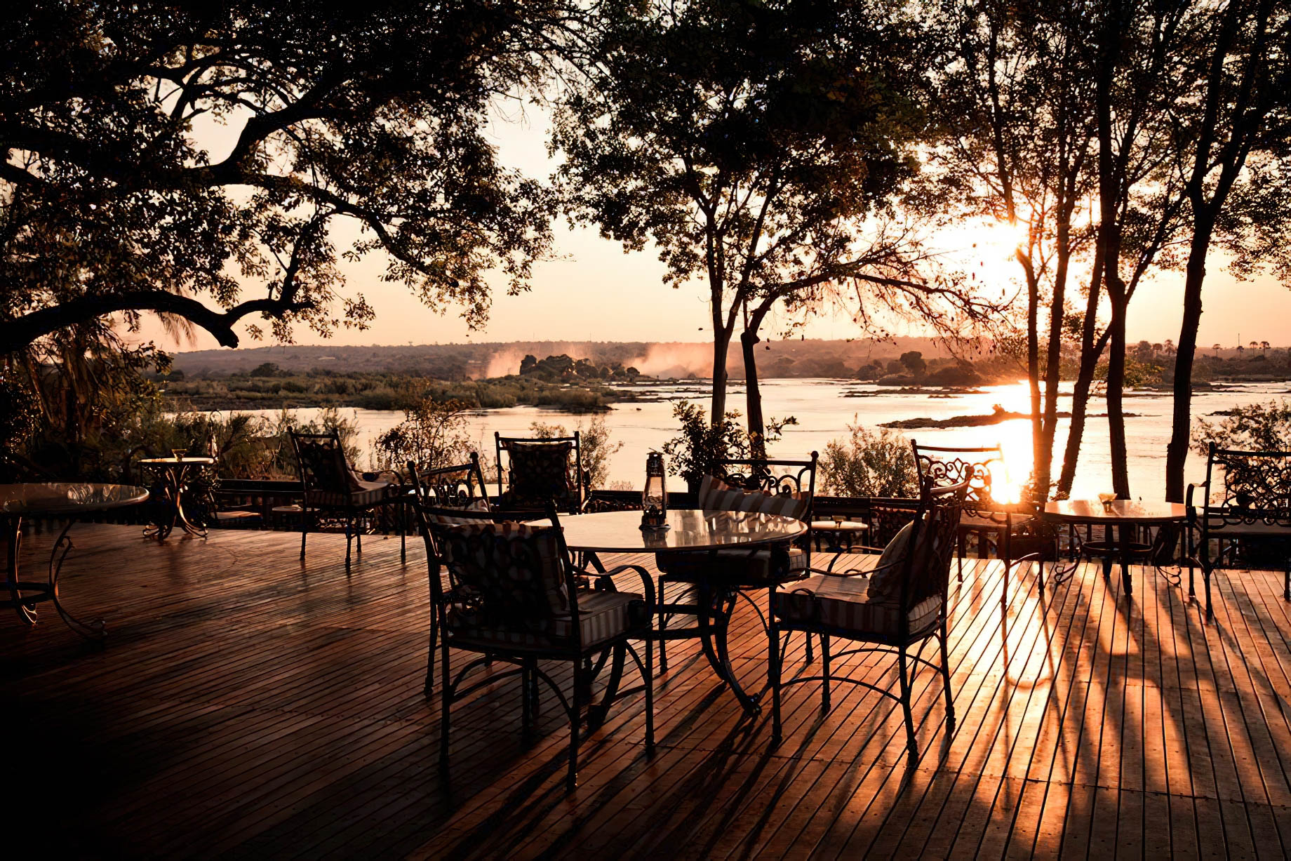 Royal Livingstone Victoria Falls Hotel by Anantara - Zambia - Terrace Riverview Sunset
