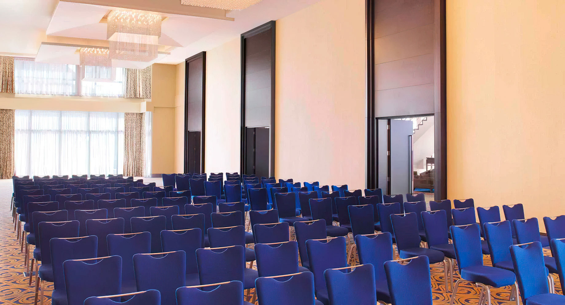 Anantara The Palm Dubai Resort - Dubai, UAE - Meeting Room