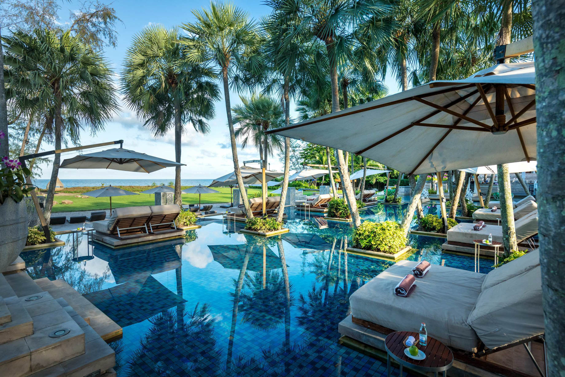 Anantara Mai Khao Phuket Villas Resort – Thailand – Pool