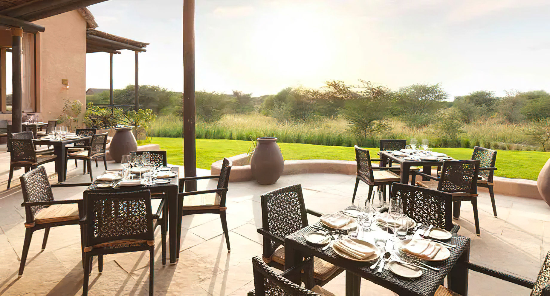 Anantara Sir Bani Yas Island Al Sahel Villa Resort – Abu Dhabi, UAE – Savannah Grill & Lounge