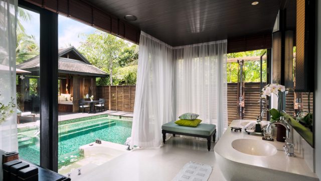 Anantara Mai Khao Phuket Villas Resort - Thailand - Villa Bathroom