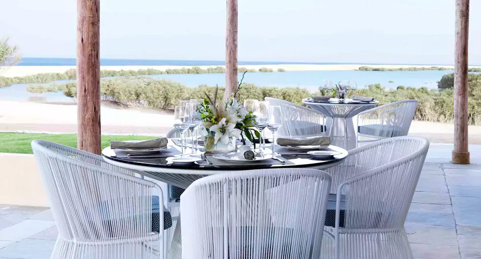 Anantara Sir Bani Yas Island Al Yamm Villa Beach Resort - Abu Dhabi, UAE - Olio Restaurant