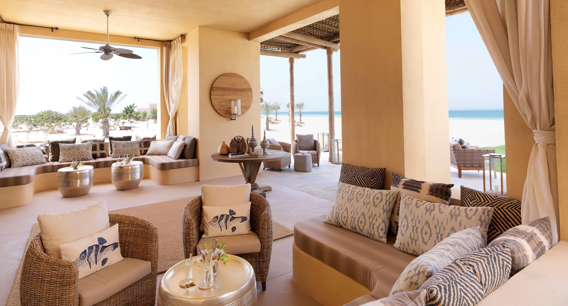 Anantara Sir Bani Yas Island Al Yamm Villa Beach Resort - Abu Dhabi, UAE - Lounge
