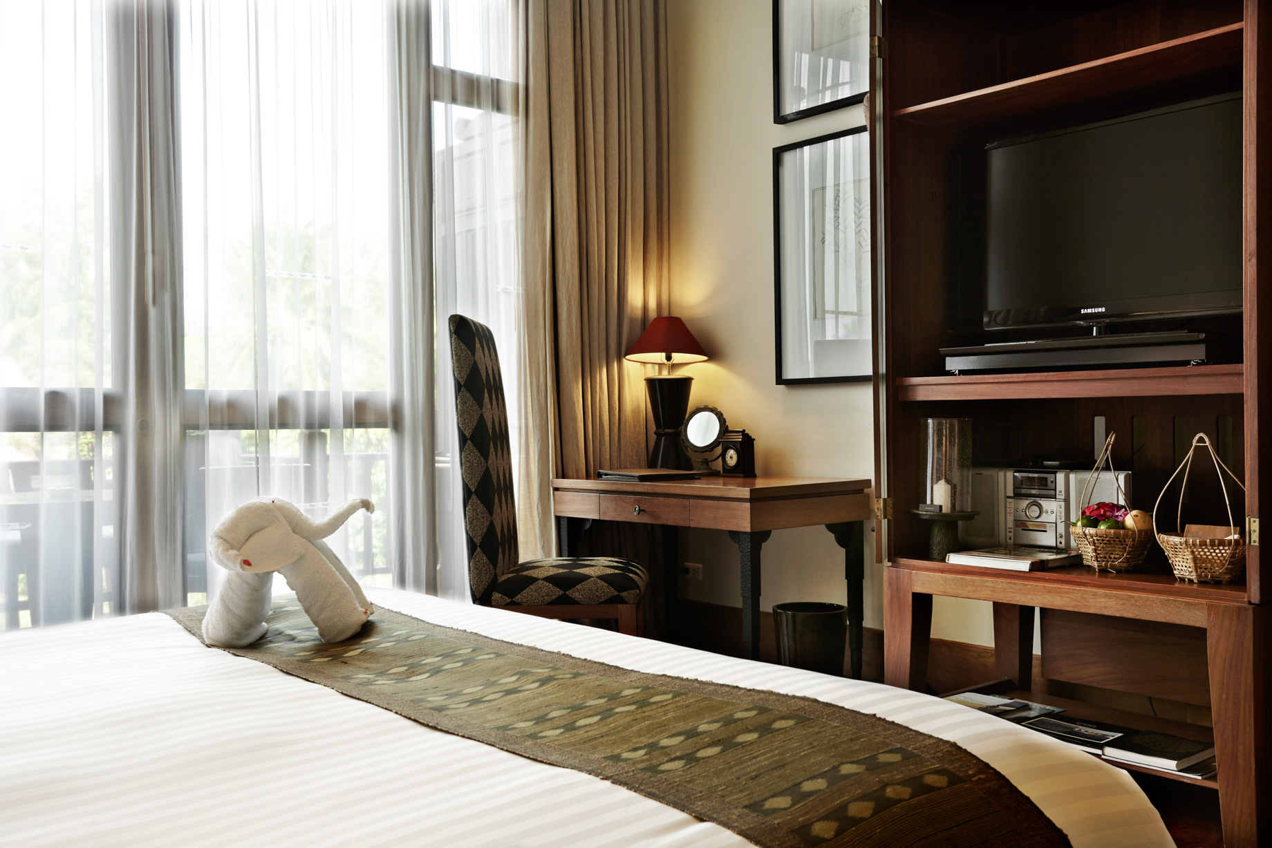 Anantara Hua Hin Resort - Prachuap Khiri Khan, Thailand - Junior Lagoon View Suite